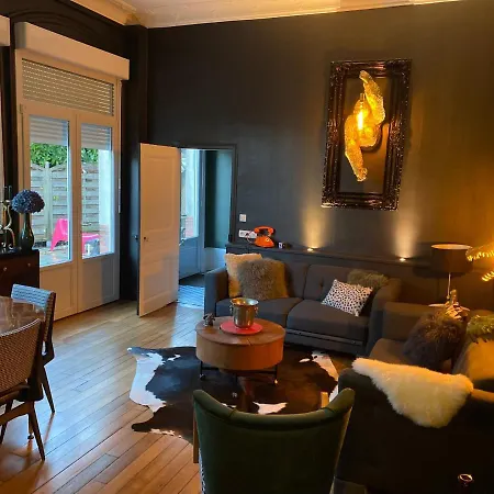 Le Clos Maison 3 Avec Exterieur Et Parking Centre Holiday home Epernay
