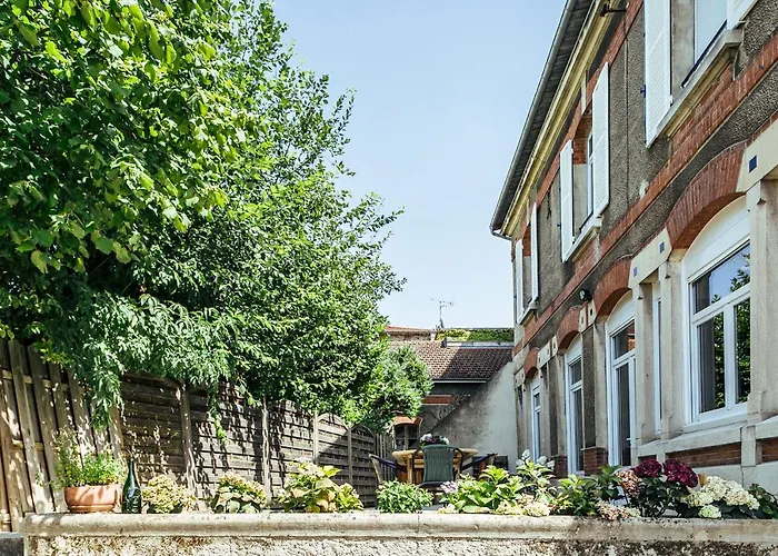Le Clos Maison 3 Avec Exterieur Et Parking Centre Epernay